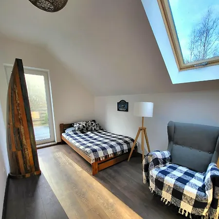 Apartmán Brzozowa Skarpa - Dom Nad Jeziorem Dabrowka (Grojec)